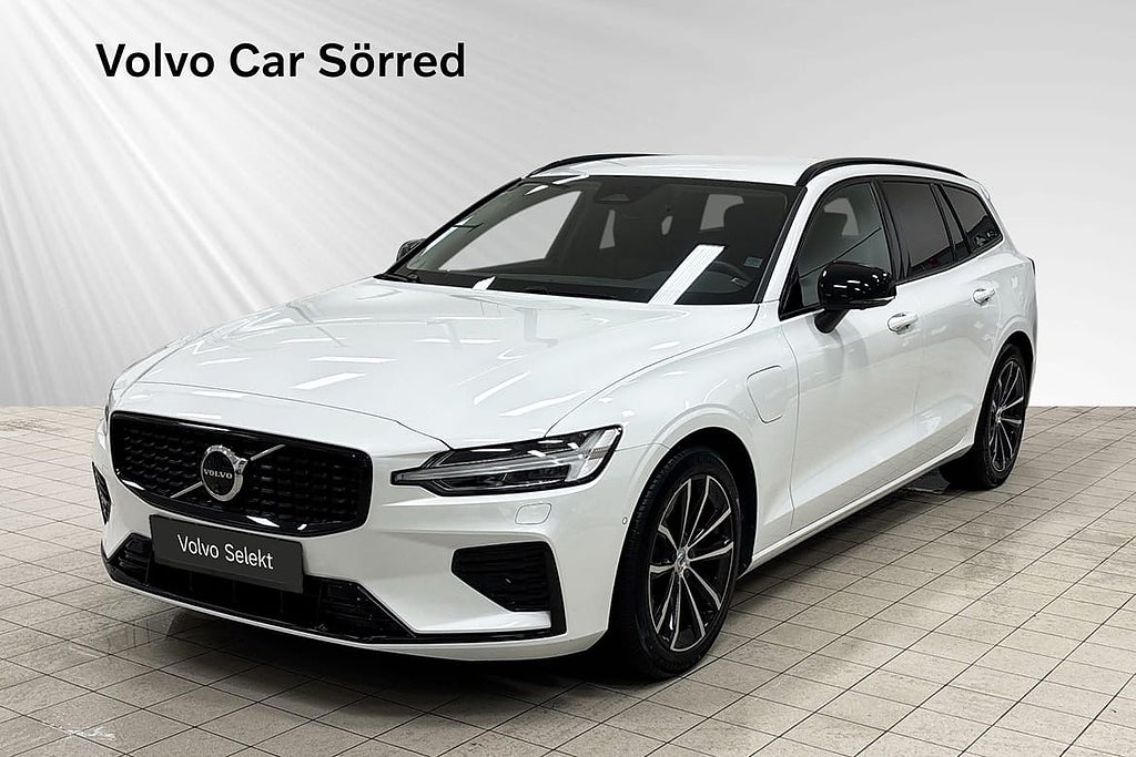 Volvo V60 T6 Plus Dark