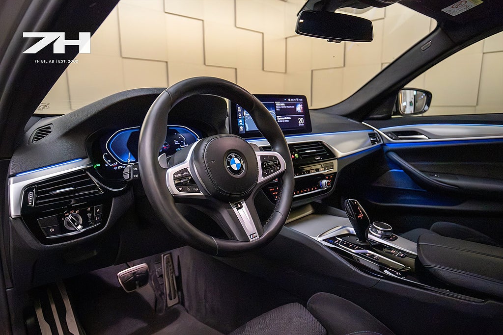 BMW 530e xDrive Touring M Sport Laser H/K Drag Kamera