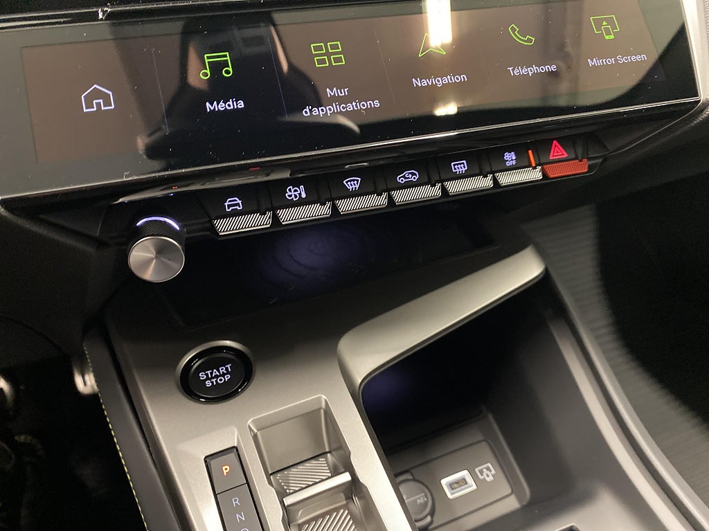 Peugeot 408 Hybrid 145 1.2 PureTech Edition Exclusive  – bild 12