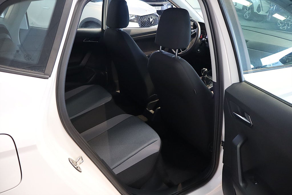 Bild på Seat Arona Style 1.0 TSI 95hk - M-VÄRMARE, CARPLAY