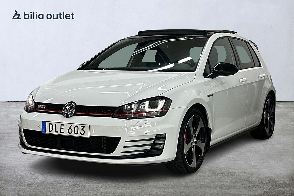 Volkswagen Golf 2.0 TSI GTI Performance 230hk Panorama B-kam