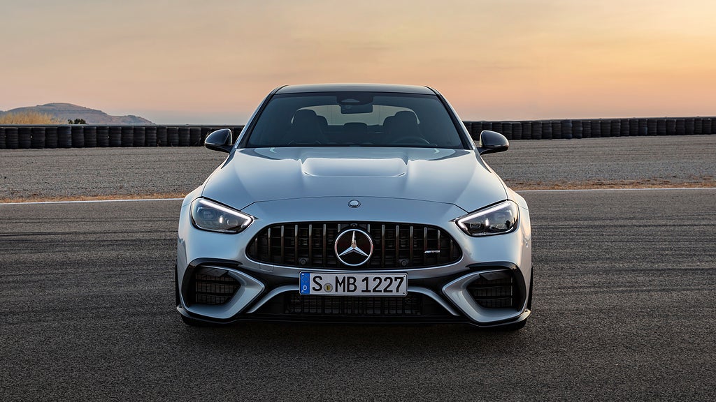 Mercedes AMG C63 S E Performance producerar 680 hästkrafter och 1 200 Nm. Foto: Mercedes