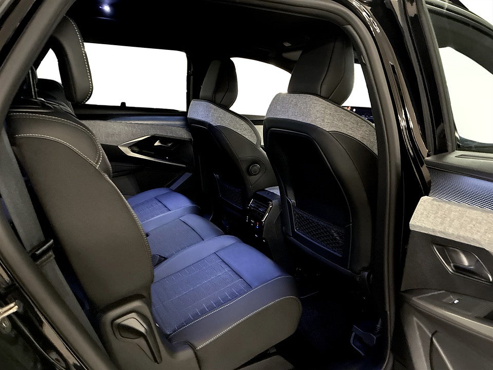 Bild på Peugeot e-5008 GT Winter Edition 214hk Aut 7-SITS B-KAMERA CARPLAY