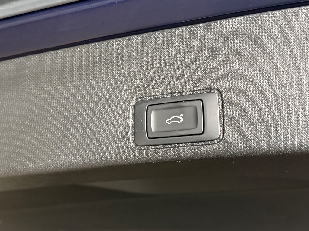 Cupra Terramar e-Hybrid 204 HK DRAG ada-fart B- kamera Värmare Carplay bild 18