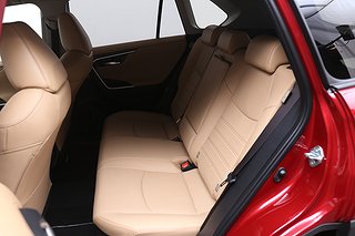 SUV Toyota RAV4 18 av 21