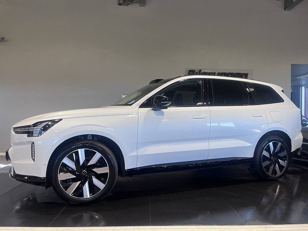 Volvo EX90 Twin Motor Ultra 7-sits Pixel HD Pano Bose 360° Drag 