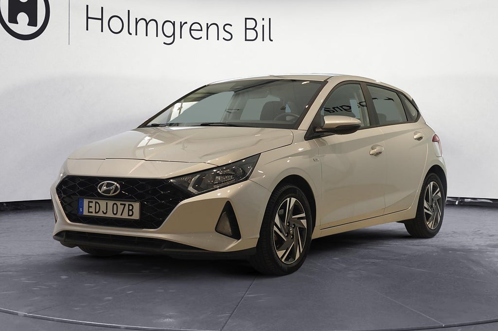 Hyundai i20 120hk Essential Backkamera Rattvärme CarPlay