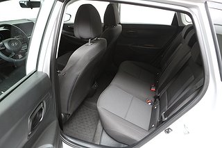 Halvkombi Hyundai i20 6 av 22
