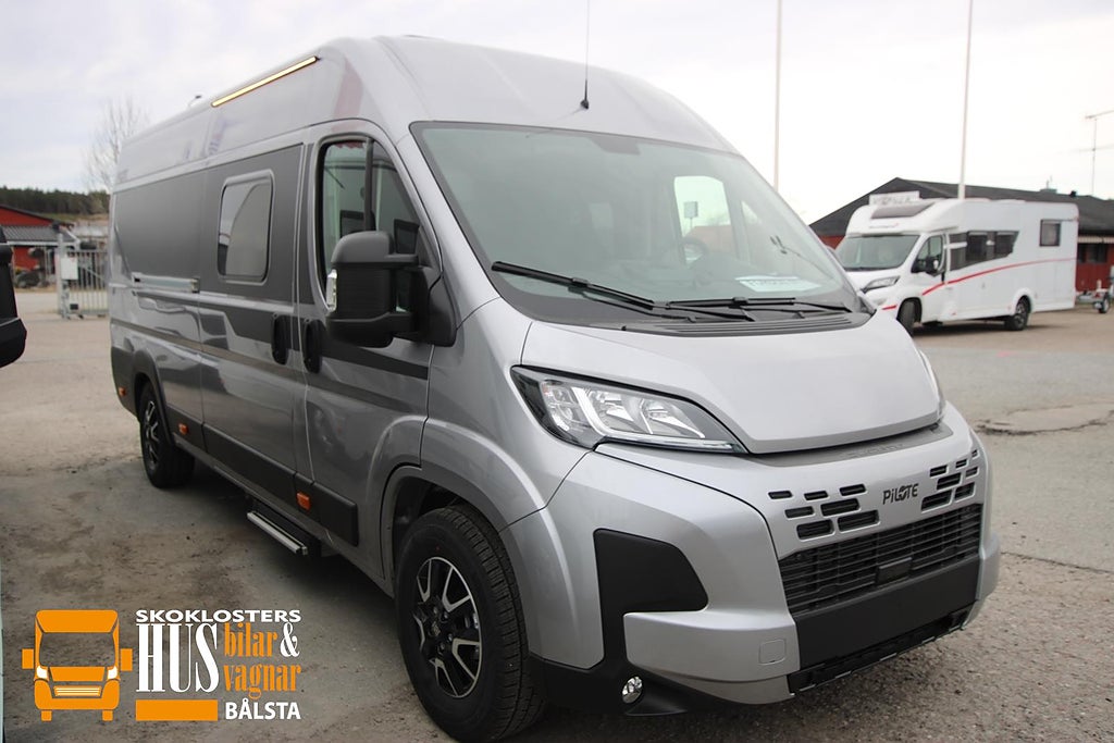Pilote V 630 S FIT Vinterpaket Långbäddar 4st Dieselvärmare