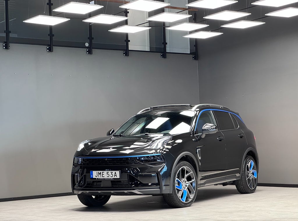 Lynk & Co 01 PHEV DCT / 360° kamera / Panorama