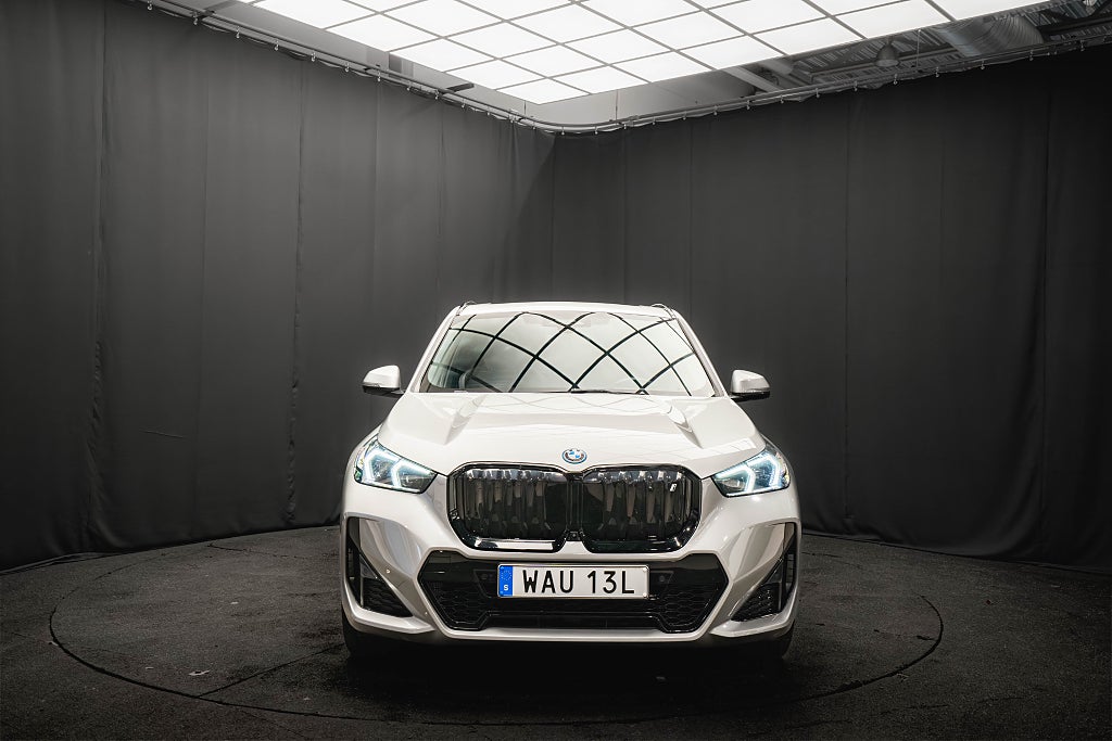 BMW X1 M Sport PANO 360° HUD H/K ELSTOL 97.9%SoH MOMS