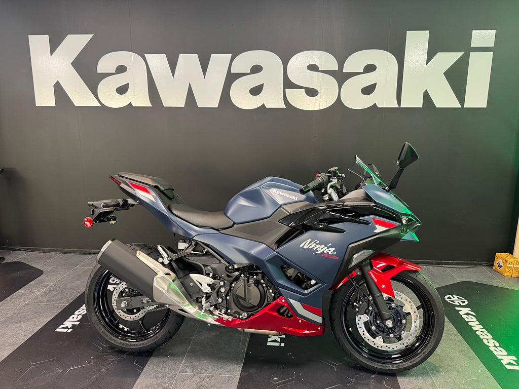 Kawasaki Ninja 500 SE 