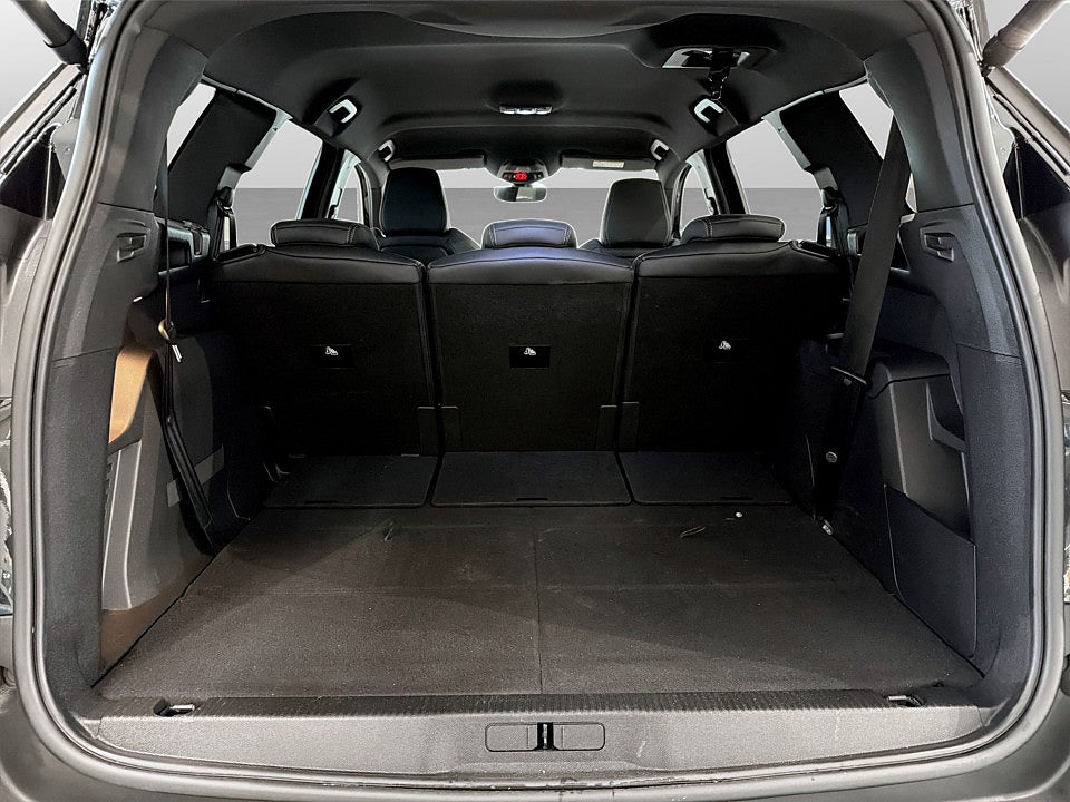 Bild på Peugeot 5008 GT 1.2 PT 130hk Aut 7-SITS B-KAMERA CARPLAY
