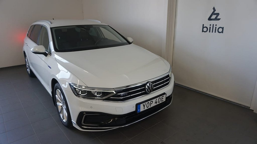 Volkswagen Passat Sportscombi GTE DSG Drag, Backkamera, Navigation