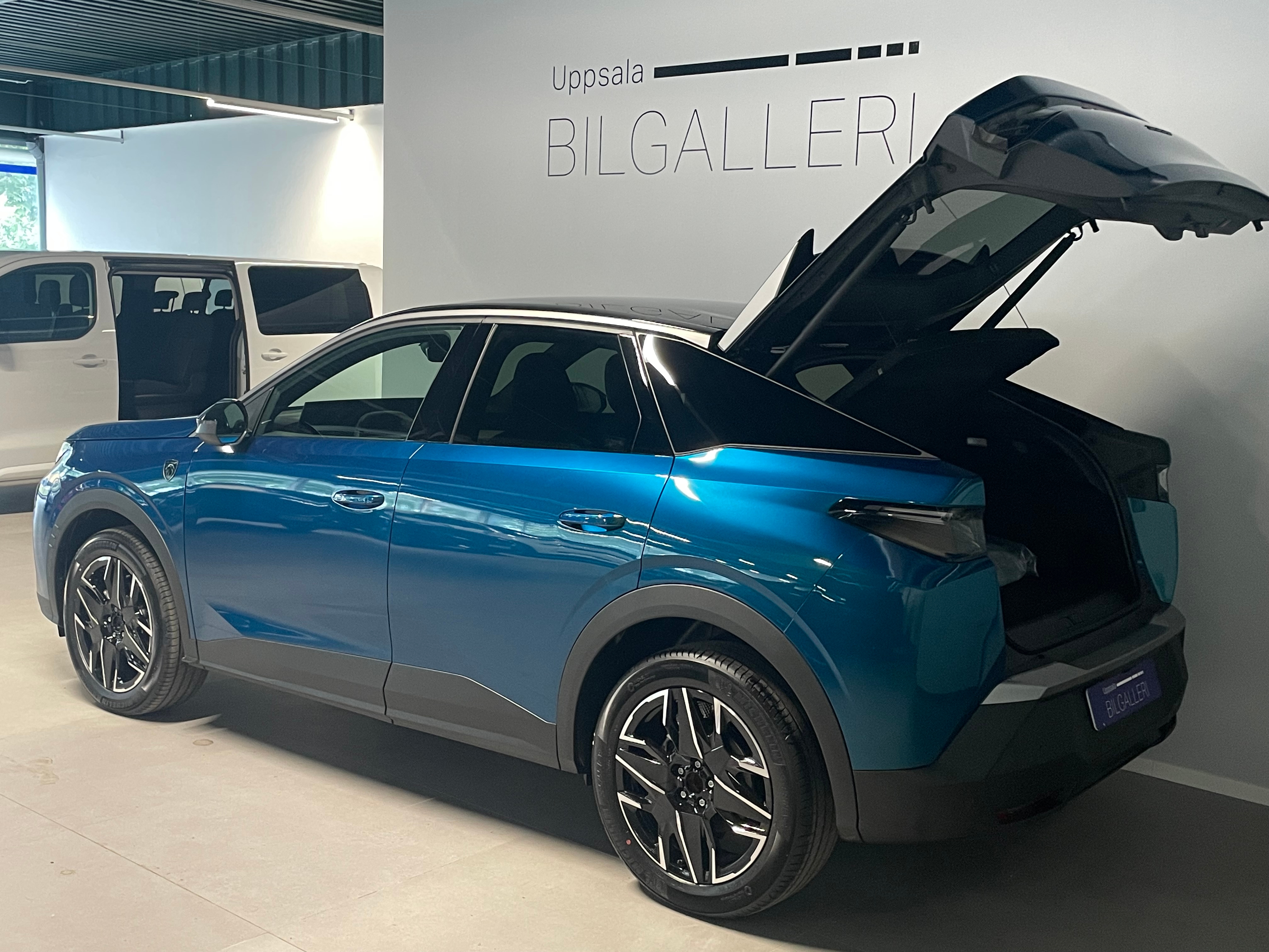 Peugeot 3008 GT HYBRID 145hk Automat 2025, bild 7/55