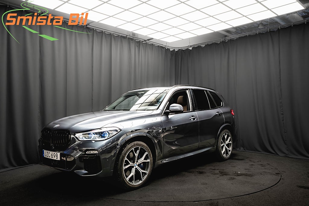 BMW X5 xDrive45e M Sport PANO LUFT LASER MOMS DRAG DAP HUD