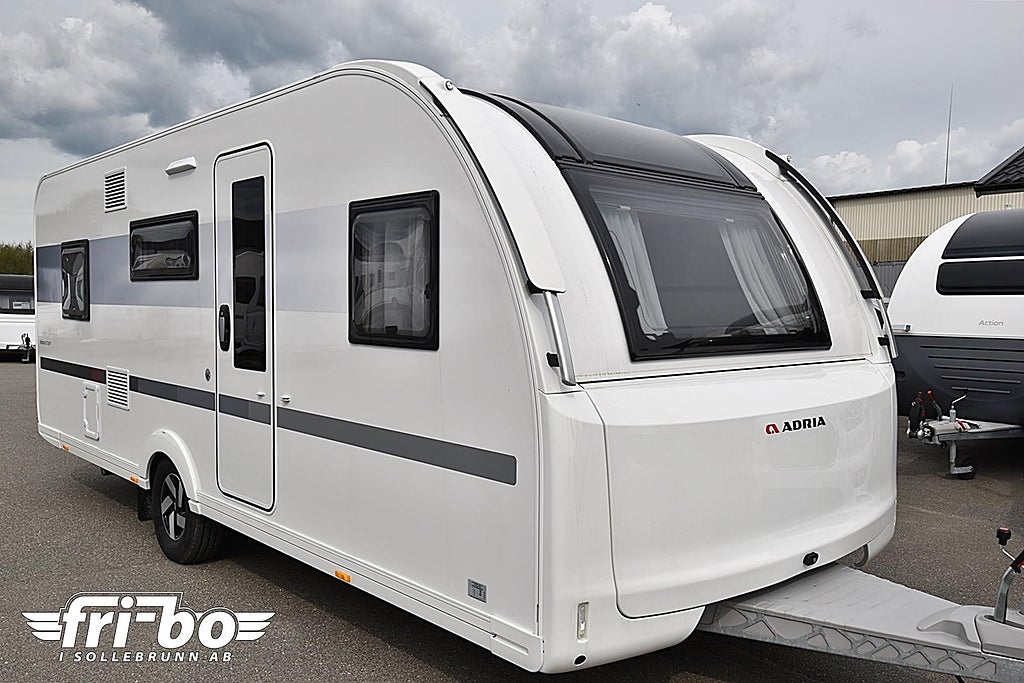 Adria 573 PT Adora, Barnkammare