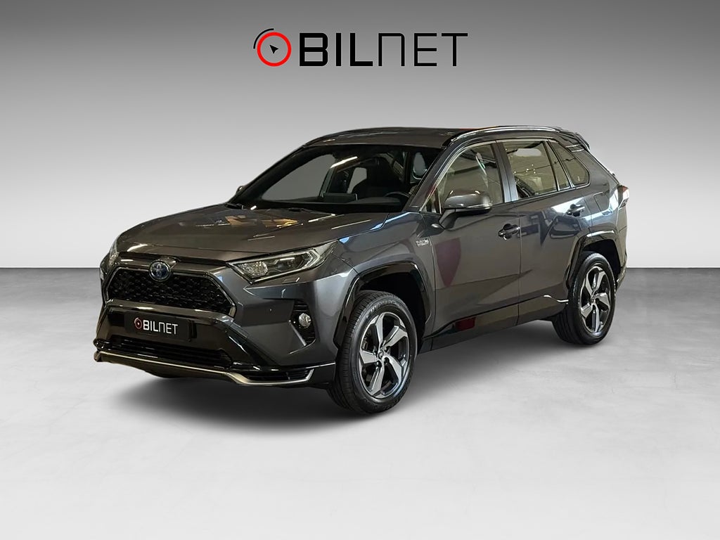 Toyota RAV4 Plug-in Hybrid E-CVT Active Sv-Såld Drag Backkamera LED