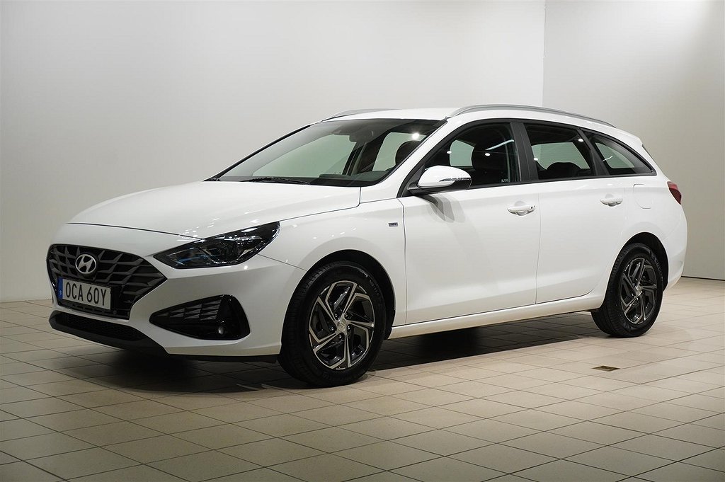 Hyundai i30 Kombi 1.0 T-GDi DCT 120hk MHEV Essential B-Kamera CarPlay