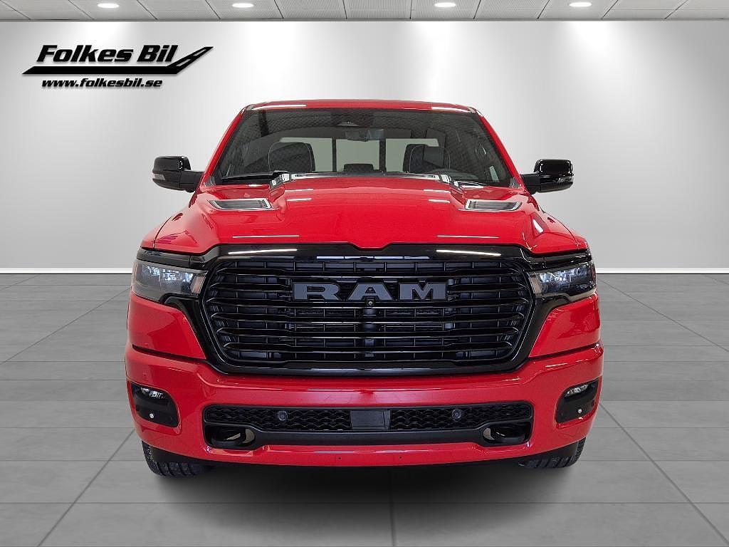 Dodge RAM 1500 Crew Cab Laramie Night Edition Premium 420 hk