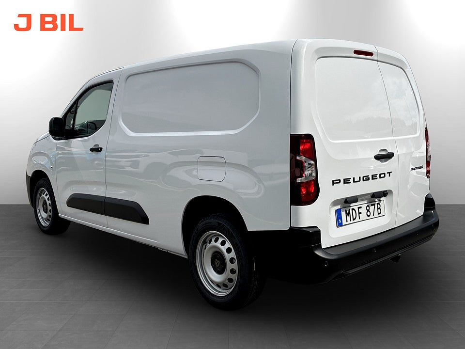 Bild på Peugeot Partner 130hk Aut L2 - EDITION! SERVICE & V-HJUL INGÅR!