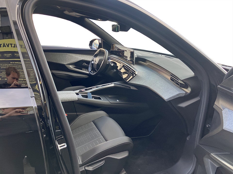 Bild på Peugeot 5008 GT Hybrid 145hk Aut 7-SITS B-KAMERA NAVI