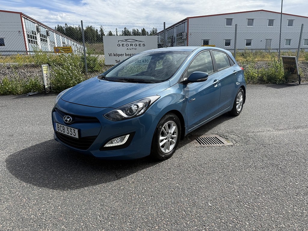 Hyundai i30 5-dörrar 1.6 CRDi Business Euro 5