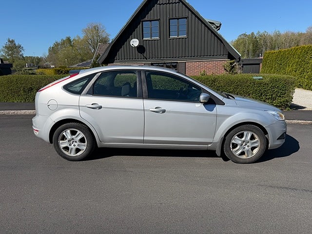 Ford Focus 5-dörrars 1.6 TDCi Platinum 