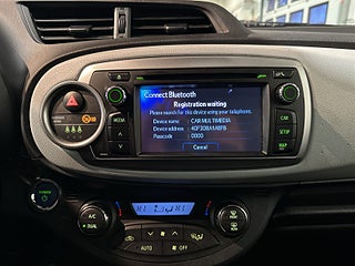 Toyota Yaris Hybrid e-CVT Style Mvärm Kamera Kamkedja SoV