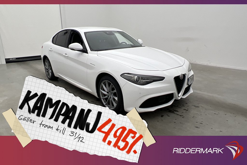 Alfa Romeo Giulia AWD 280hk Veloce Kamera Skinn 4,95% Ränta