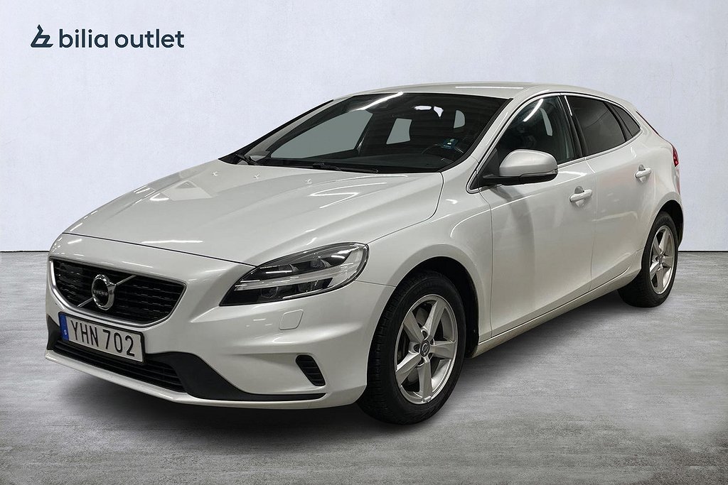 Volvo V40 D2  Momentum, R-Design Navi B-kam Värmare Adapfart