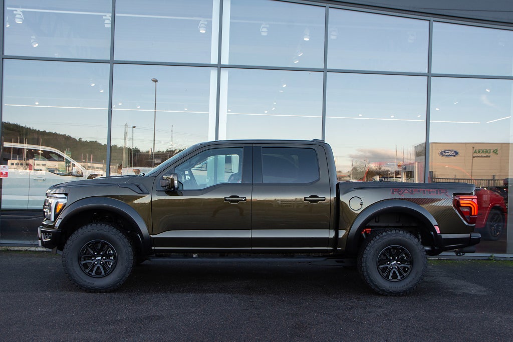 Ford F-150 NYA RAPTOR 2025 / FOX RACING SHOX / OMG LEVERANS