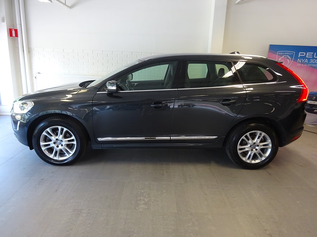 Volvo XC60 D4 AWD Geartronic Summum Business Edition Pro 