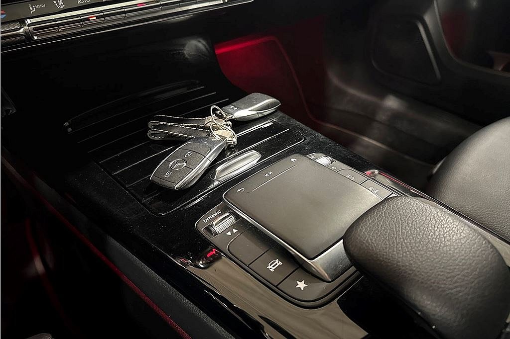 Mercedes-Benz A 180, panorama, backkamera, 1 brukare