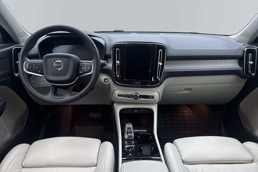 Volvo XC40 2022