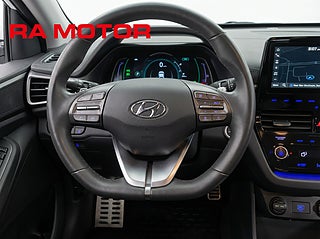 Halvkombi Hyundai IONIQ 9 av 24