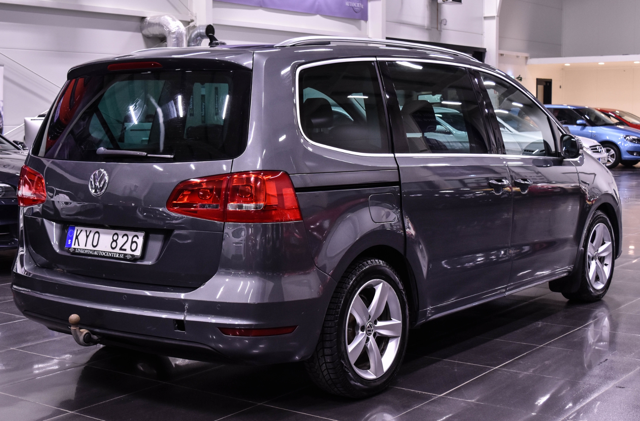 Volkswagen Sharan 2011, bild 4/10