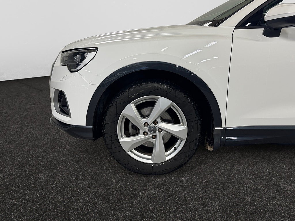 Audi Q3 35 TFSI Aut Proline Advanced DRAG Värmare P-sensor bak bild 3