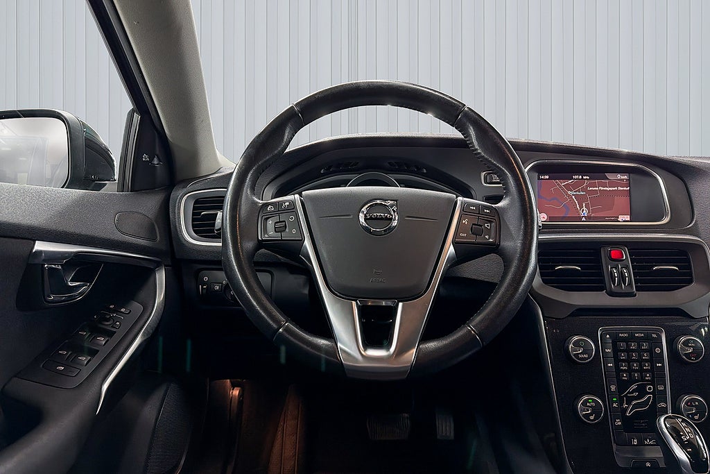 Volvo V40 2018