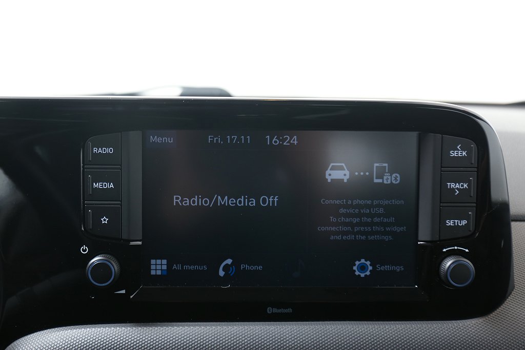Hyundai i10 1,0 67hk Essential 5-D CarPlay Bluetooth 2021