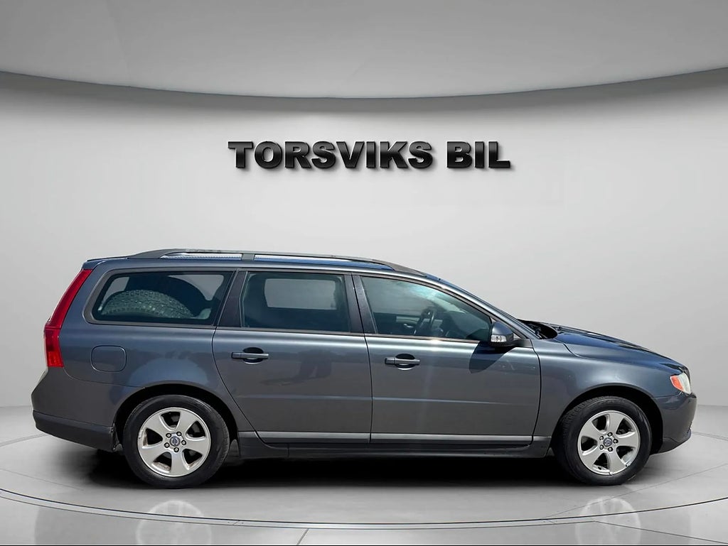 Volvo V70 2.0F Kinetic# Ny besiktad#Fullservad - miniatyr 6