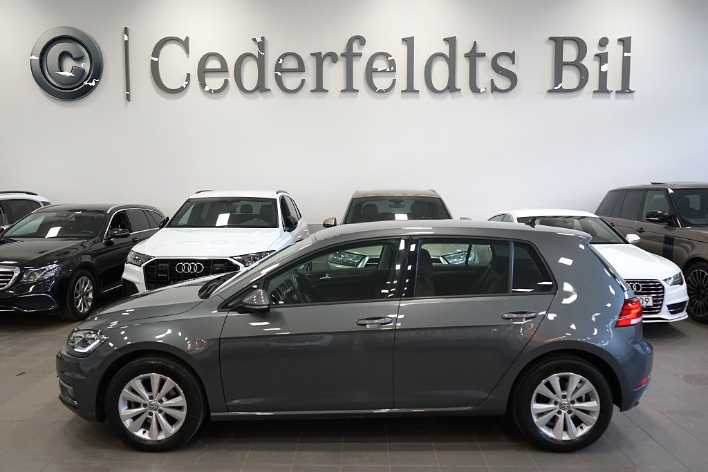 Volkswagen Golf 1.6 TDI Automat Navi Kamera Massage Stol Carplay *5666*