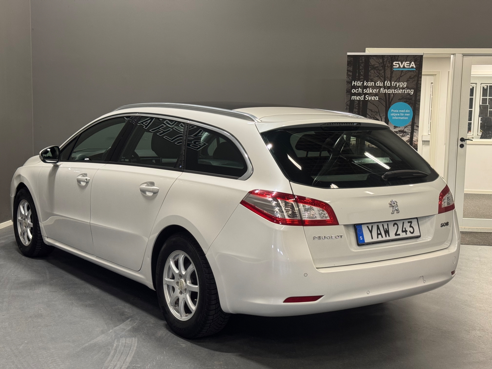 Peugeot 508 1.6 BlueHDi AUTOMAT 2016, bild 4/38