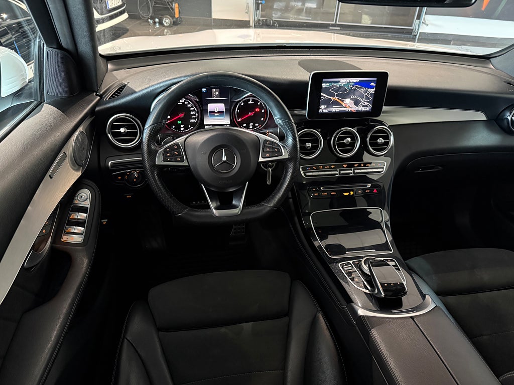 Mercedes-Benz GLC 220 d 4MATIC AMG Värmare Glastak Burmester - bild 4