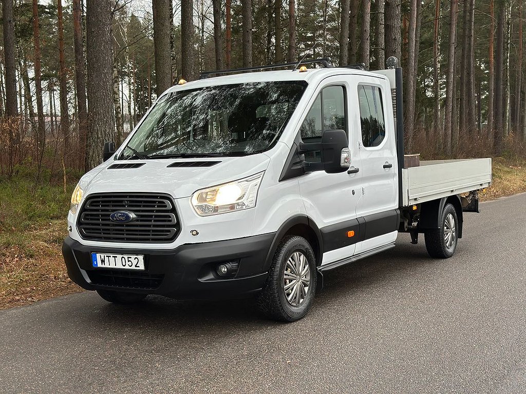 Ford Transit 350 Chassi Dubbelhytt 2.2 TDCI 155HK Flak I MOMS I KRAN I Nyserv