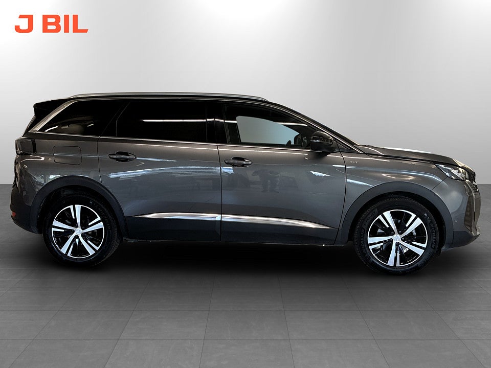 Bild på Peugeot 5008 GT 1.2 PT 130hk Aut 7-SITS B-KAMERA CARPLAY