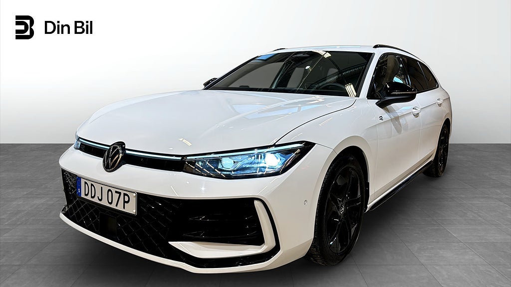 Volkswagen Passat Sportscombi R-Line Black TDI193 DSG 4M Drag