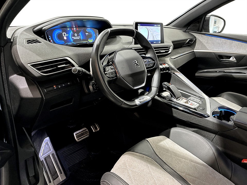 Bild på Peugeot 3008 GT Hybrid4 PHEV 300hk Aut 4WD CARPLAY NAV