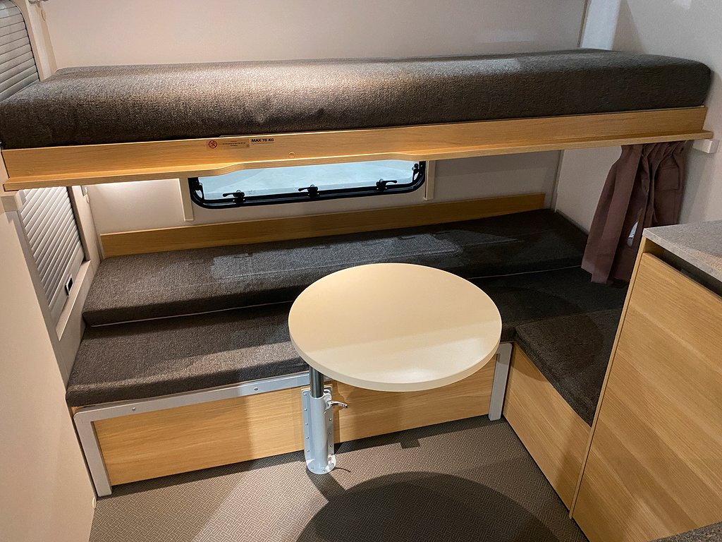 Adria Adora 613 PK / Barnkammar / Pluspaket / 2995kr / mån - Adria
