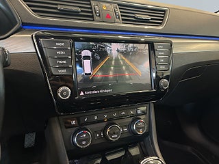 Skoda Superb 2.0 TDI 4×4 Businessline Style S&V/Kamera/Drag/Dvärm – bild 14